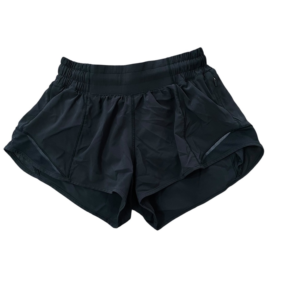 Lululemon Hotty Hot Short II 2.5" Black Low Rise Lined Size 2 Swift Running